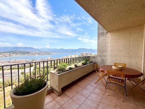 Casamea - 1 bedroom, AC, Sea view