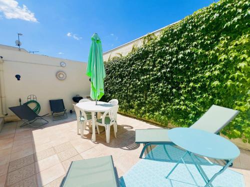 Plein Soleil Iii - Maison proche de la plage et du centre ville MAE-4154