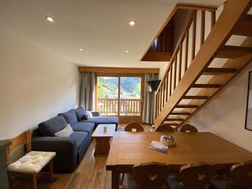 Résidence L'ermitage - Appartement 3 pièces mezzanine pour 6 personnes situé à Méribel centre proche des commerces et des pistes de ski MAE-7944