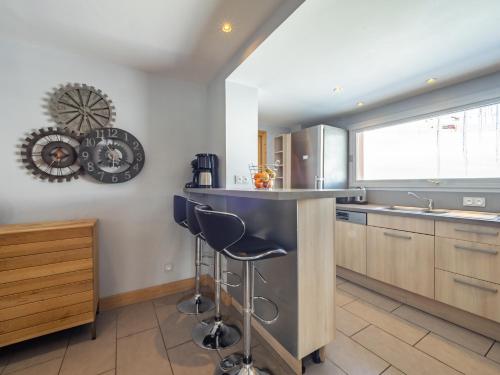 Chalet Millonex - Duplex rénové·skis aux pieds·WIFI·Cheminée MAE-4964 (Chalet Millonex - Duplex renove·skis aux pieds·WIFI·Cheminee MAE-4964) in Tignes Le Lac