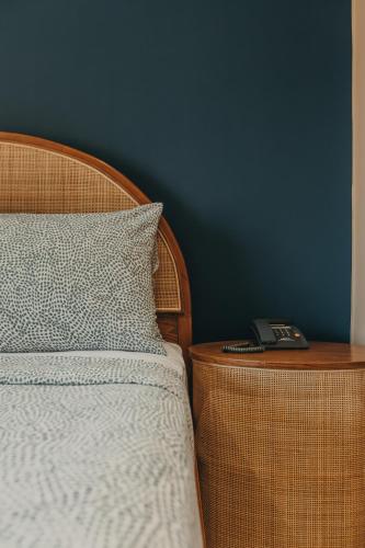 1 king bed, 1 sofa bed