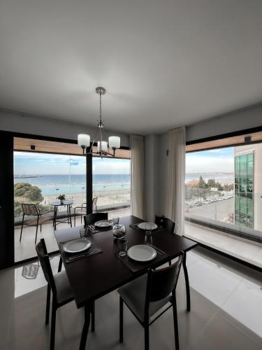 Caleta Design - Alojamientos in Пуерто Мадрин
