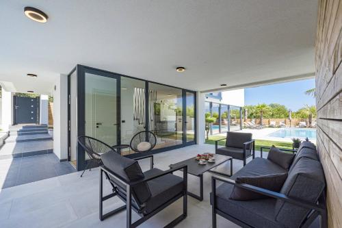 Villa Osea 40 m2 pool sauna 4 en-suite bedrooms - image 5