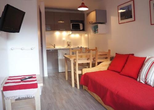 Résidence Boedette D - Appartement rénové · Départ et retour skis aux pieds · Balcon MAE-1214