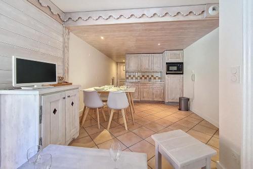Résidence Alpages De Reberty - Appartement rénové et lumineux· Proche des pistes · Balcon · Piscine MAE-1674