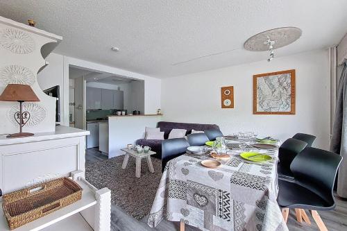 Résidence Aravis - Appartement confortable · Centre station · Balcon MAE-2144