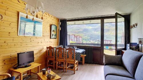 Résidence Aravis - Appartement lumineux & confortable · Accès direct aux pistes · Balcon MAE-3034