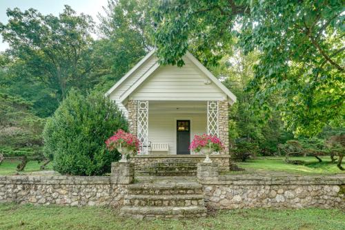 Ride, Swim & Hike! Koalin Farms Cottage in Caledonia