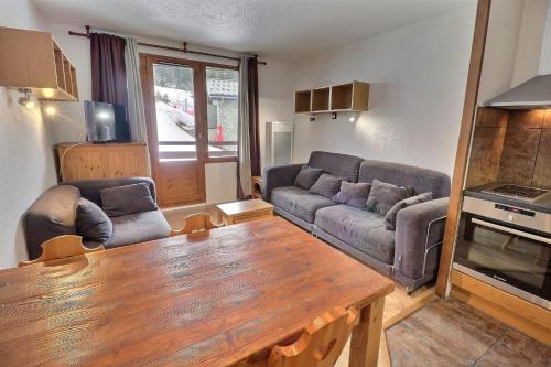 Résidence Grand Bois B - CONFORTABLE 2 PIECES + COIN MONTAGNE, SKIS AUX PIEDS ET PROCHE DES COMMERCES MAE-3304