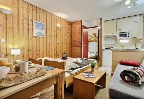 Residence Home Club - Studio 4 personnes + parking au coeur du Lavachet MAE-2954 near The Underground Bar Tignes Le Lac