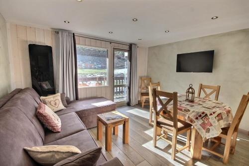 Résidence Les Cembros - Bel appartement cosy pour 4 personnes à Méribel Mottaret MAE-8944