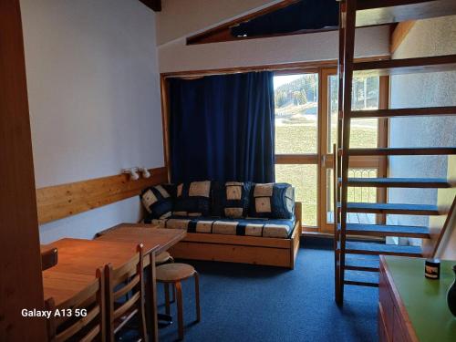 Résidence Tournavelles - Appartement 2 pièces 7 personnes en duplex, au pied des pistes et des commerces, proche de l'ESF et de la garderie dans le villa MAE-5091