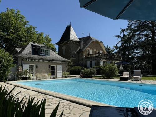 Gîte de France Pool house et tennis 3 épis - Gîte de France 7 personnes MAE-4611 - Location saisonnière - Brive-la-Gaillarde