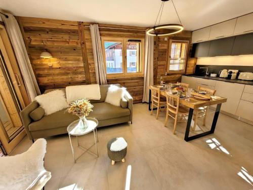 Résidence Essentiel - Appartement de charme au centre du village MAE-1731