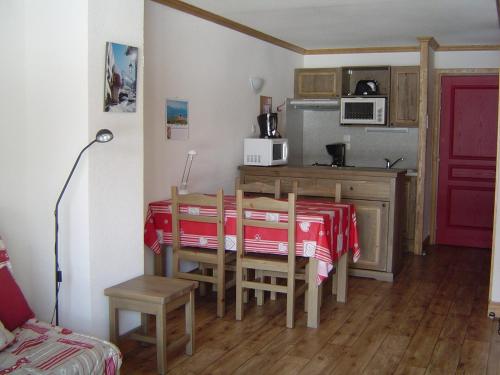 Résidence Le Clos Vanoise - 2 Pièces pour 6 Personnes MAE-4371