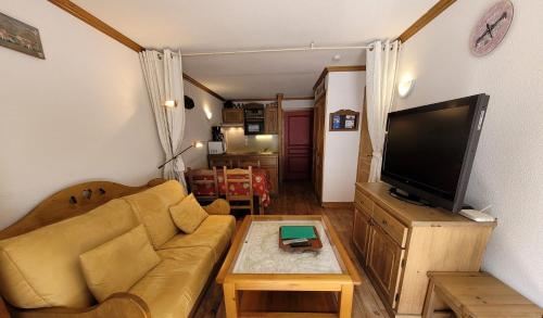 Résidence Le Clos Vanoise - Appartement 2 pièces coin montagne - 6 personnes MAE-4501
