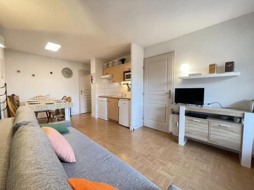 Les Chalets Des Evettes - Appartement six personnes, résidence avec piscine au pied des pistes MAE-1841