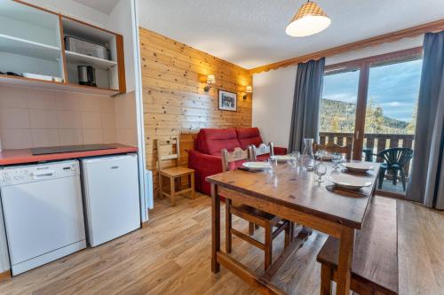 Résidence Les Hauts De Preclaux - Logement 6 personnes au coeur des Orres 1800 MAE-1011