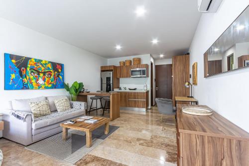 Studio Near 5th, Ocean View Terrace, Pool and Gym