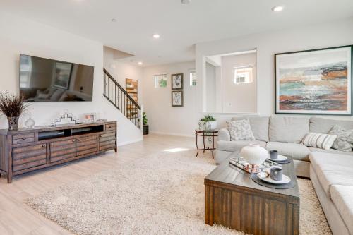 New Build w/ Patio! Roseville Extended Stay in Highland Reserve