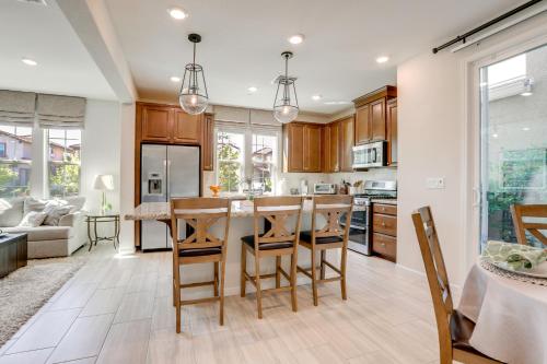 New Build w/ Patio! Roseville Extended Stay in Highland Reserve
