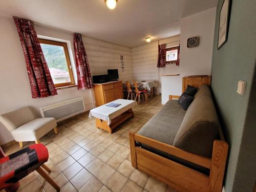Résidence Le Saint Genix - Appartement 2 pièces - 4 personnes MAE-0383