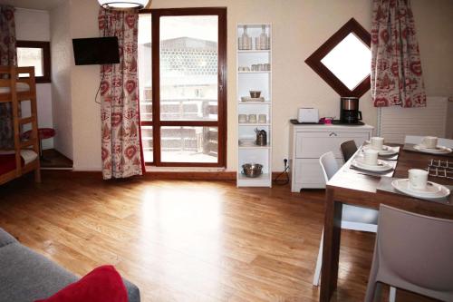 Residence Le 1650 - Studio pour 4 personnes cœur de station MAE-8121