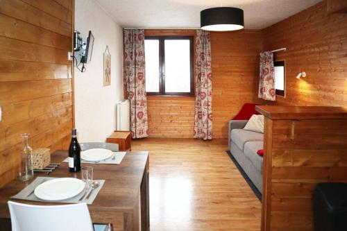 Residence Le 1650 - Studio pour 2 personnes cœur de station des Orres 1650 MAE-5821