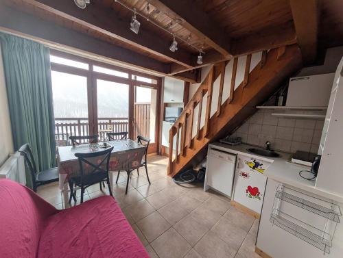 Résidence Plein Soleil - Petit duplex 4 pers plein sud sur les hauteurs du village MAE-2803