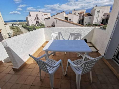 Résidence Les Zodiaques - Appartement 2 Pièces 4 couchages PORT LEUCATE. Réf: 1ZOD_K7 MAE-4904