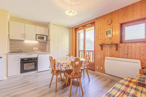 Résidence Genevray - Bel appartement avec vue dégagée sur les montagnes MAE-0883