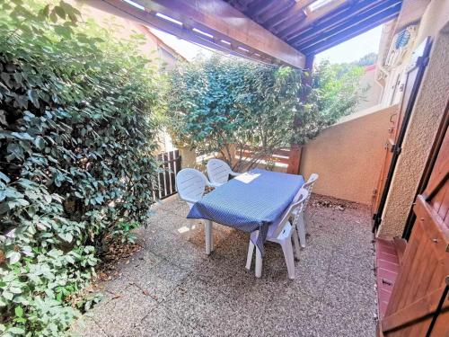Résidence Maisons De La Plage - Confortable villa deux pièces mezzanine pour 5 personnes à Port Leucate. Réf: 1MPL_188 MAE-7074