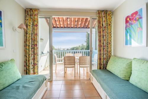 Les Appartements aux Restanques du Golfe de St Tropez - maeva Home - Appartement duplex 3 Pièces 6 Personnes - Confort - vue Mer MAE-7771