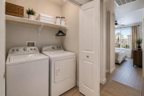 2bd 2bath Old Town Scottsdale - image 2