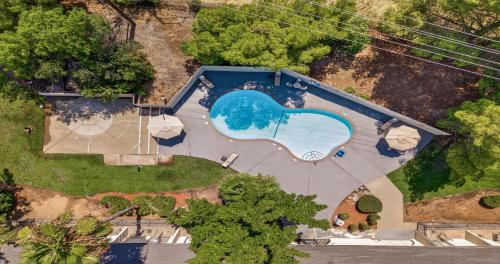 Piscina, Heritage Inn Express Roseville in Roseville (CA)