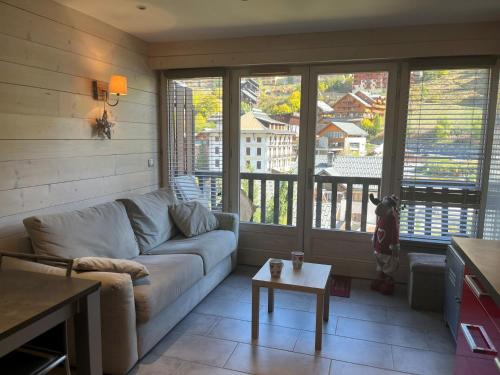 Résidence Royal Neige - Studio cabine 6 personnes 3 exposé est MAE-4533