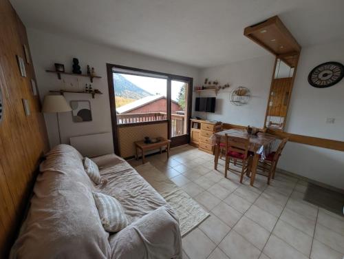 Chalet D'honorÉ - 4 personnes tout confort proche des pistes avec garage MAE-9793
