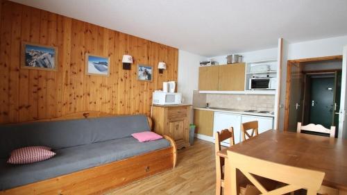 Résidence Parc Aux Etoiles - C004PAE - APPARTEMENT 2 CHAMBRES AVEC BALCON MAE-8694