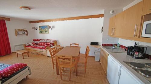 Résidence Parc Aux Etoiles - GEC35 - APPARTEMENT 2 CHAMBRES AVEC BALCON VUE VALLÉE MAE-8894