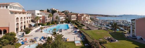 Résidence Rivages - Coquet appartement de type 2 en rez de jardin à Six Fours les Plages MAE-9654