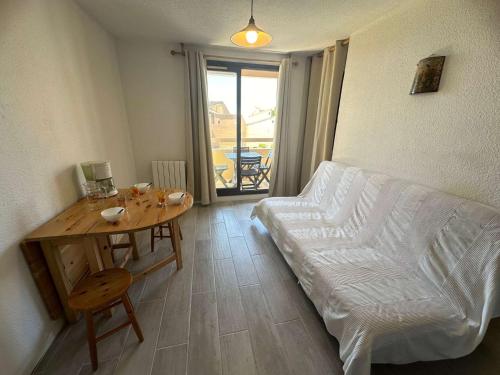 Résidence Cap Vert - Coquet T2 front de mer dans domaine avec piscine et tennis MAE-5634