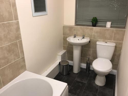 Victoria Parade Apartment - main image