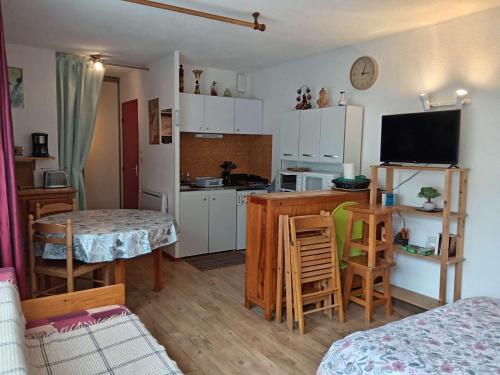 Résidence Marmottes - Studio cabine avec place de parking couvert privï¿½ MAE-8274