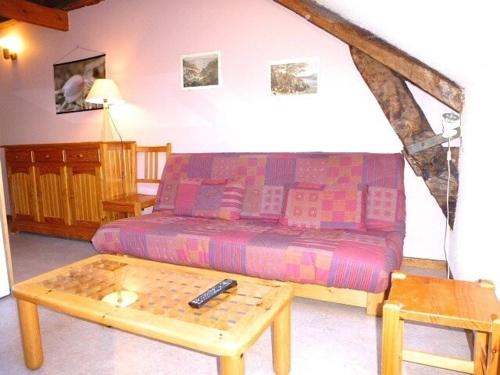 Résidence Casino - Appartement proche ski bus et commerces MAE-8304