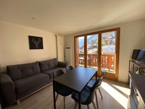 Résidence Myosotis - Les Deux Alpes – Studio cabine au pied des pistes avec balcon et vue dégagée MAE-5421