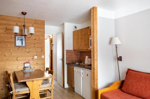 Baño, Résidence Les Sentiers du Tueda - maeva Home - Studio 4 Personnes - Budget MAE-1974 (Residence Les Sentiers du Tueda - maeva Home - Studio 4 Personnes - Budget MAE-1974) in Méribel