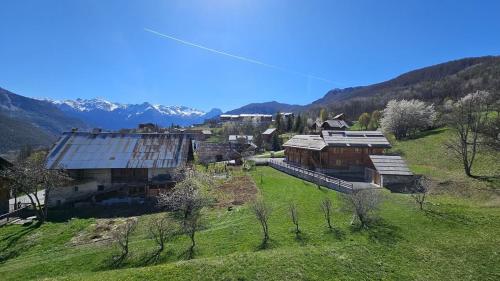 Résidence Les Queyrettes - Agréable Appartement Traversant 6 Personnes avec Balcon MAE-4354