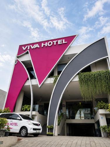 Viva Hotel Kediri, Azana Hotels Collection