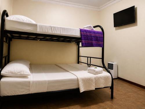 1 bunk bed