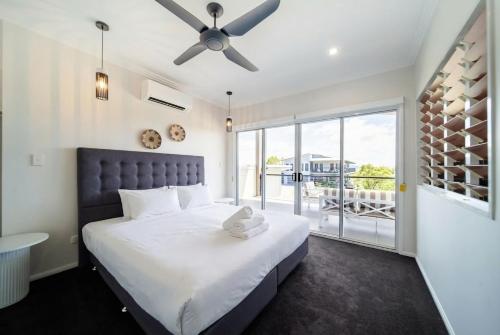 Executive Coastal Living with Ocean Views in Bushland Beach